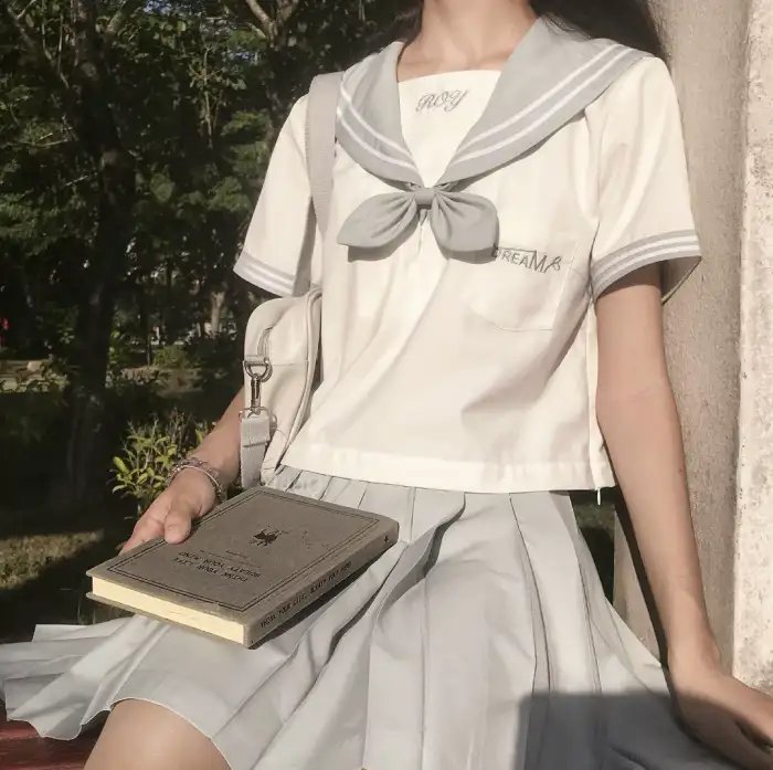 岛：消失的人们 封面